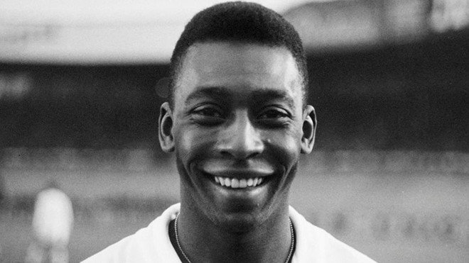 Vua bóng đá Pele qua đời ở tuổi 82