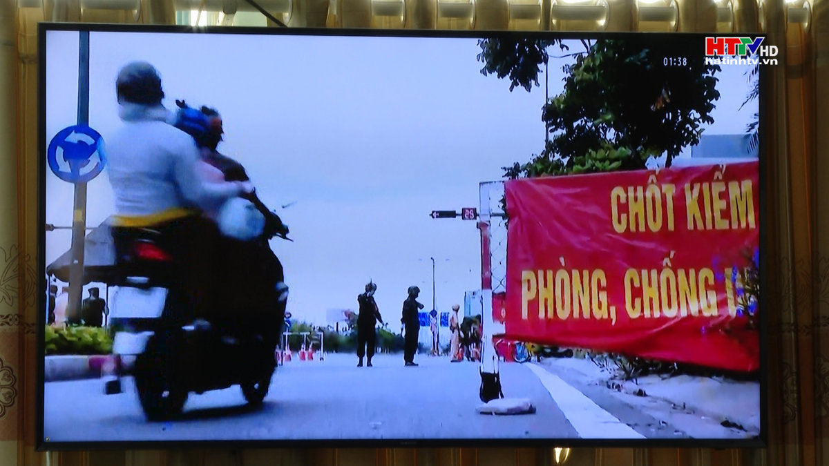 Tiếp tục phòng chống dịch bệnh từ sớm, từ xa