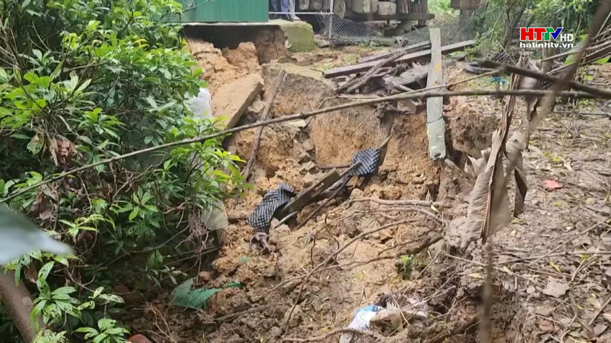 Sụt lún bất thường ở Hương Khê