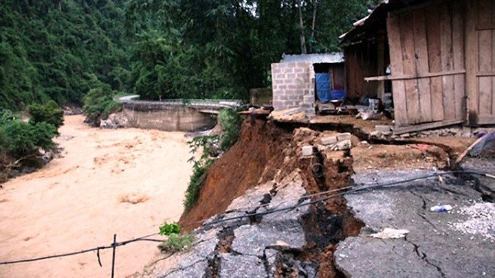 Cảnh báo rủi ro mưa lớn, lốc, sét, mưa đá vùng núi, trung du Bắc Bộ trong 2 ngày tới 7-9/8