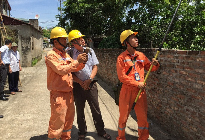 Giá điện sinh hoạt mới cao nhất 3.015 đồng/kWh, người dân phải trả thêm bao nhiêu?