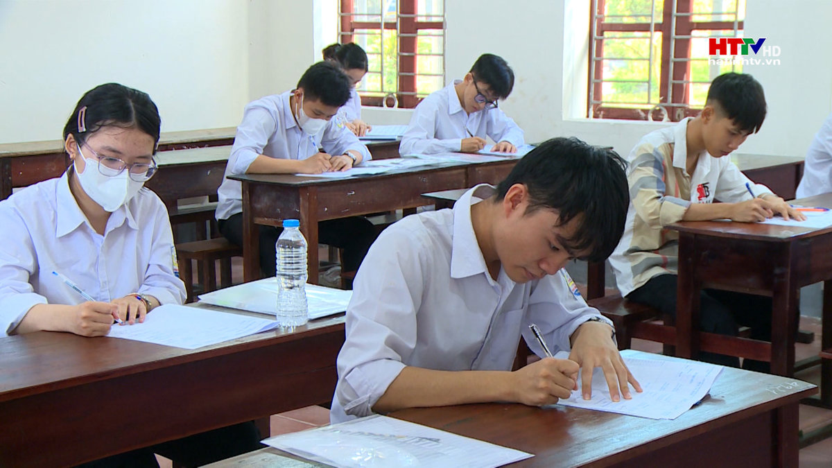Kỳ thi tốt nghiệp THPT diễn ra an toàn, đúng quy chế