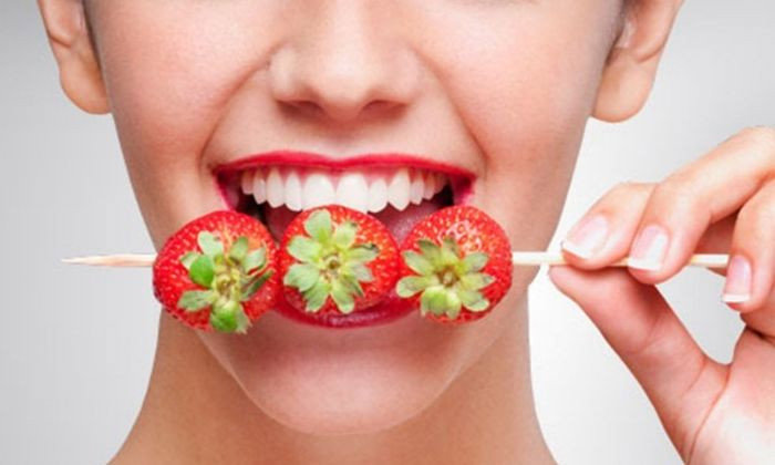 9 loại thực phẩm làm trắng răng tự nhiên hiệu quả nhất