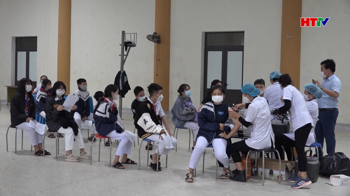 Hà Tĩnh phấn đấu hoàn thành tiêm vắc-xin mũi 1 cho trẻ 11 tuổi trước 30/4