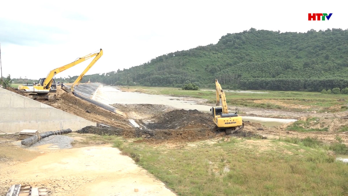 Nhiều công trình hồ đập chậm tiến độ