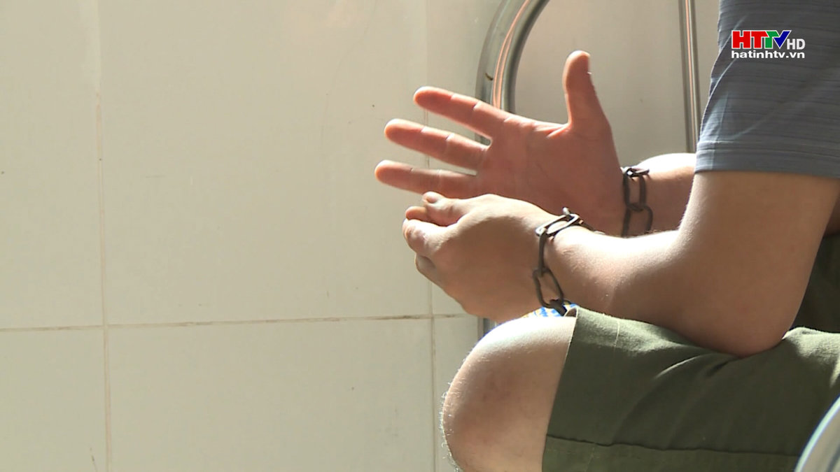 Tiếp nhận đối tượng cần bảo vệ khẩn cấp vào cơ sở trợ giúp xã hội