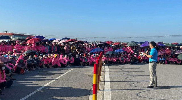 Vụ 5.000 công nhân bất ngờ nghỉ việc sau bữa ăn trưa: Tăng phụ cấp xăng xe, tiền ăn