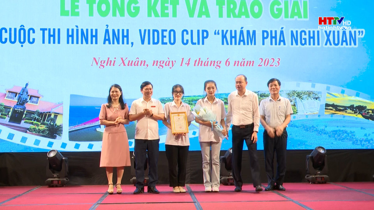 Trao giải cuộc thi hình ảnh và video clip “Khám phá Nghi Xuân”