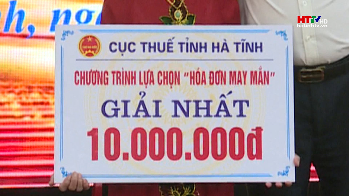 Cục Thuế trao thưởng chương trình hóa đơn may mắn