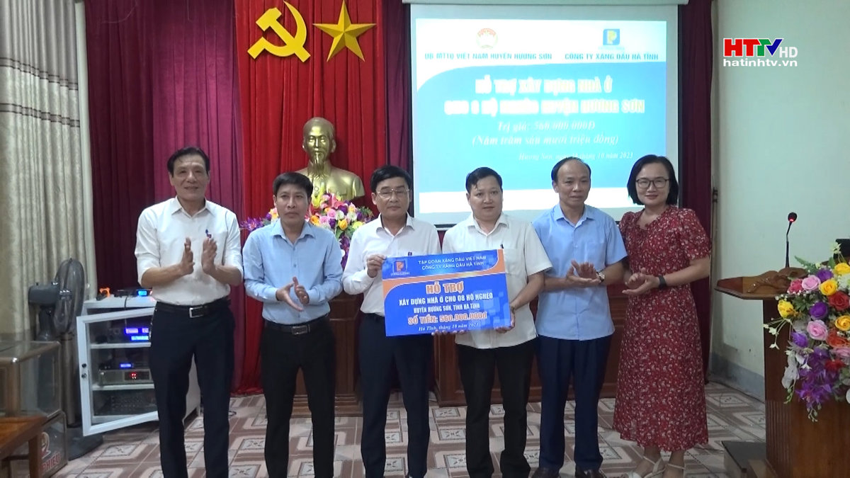 Công ty Xăng dầu Hà Tĩnh hỗ trợ xây dựng 8 nhà cho hộ nghèo