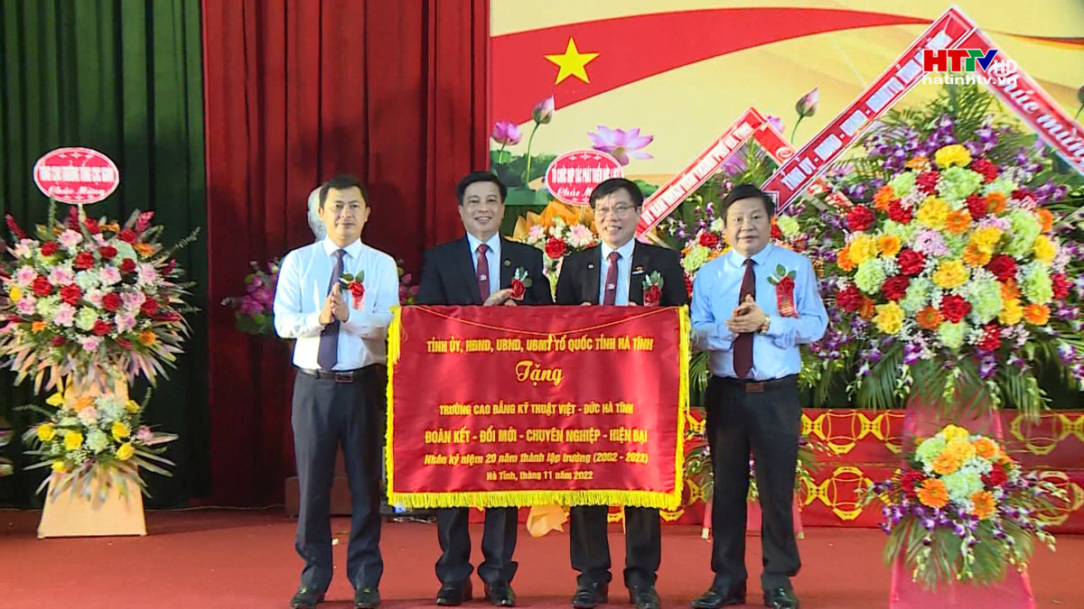 Trường Cao đẳng Kỹ thuật Việt – Đức Hà Tĩnh kỷ niệm 20 năm thành lập