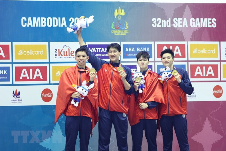 SEA Games 32: Đoàn Việt Nam vươn lên vị trí thứ tư