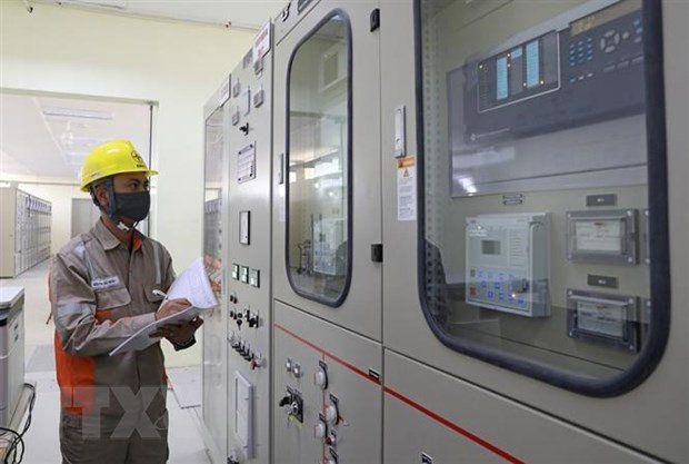 Tái diễn nắng nóng gay gắt, tiêu thụ điện tiếp tục lập đỉnh mới