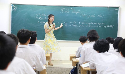 Vì sao giáo viên bị cắt bỏ phụ cấp thâm niên khi cải cách tiền lương?