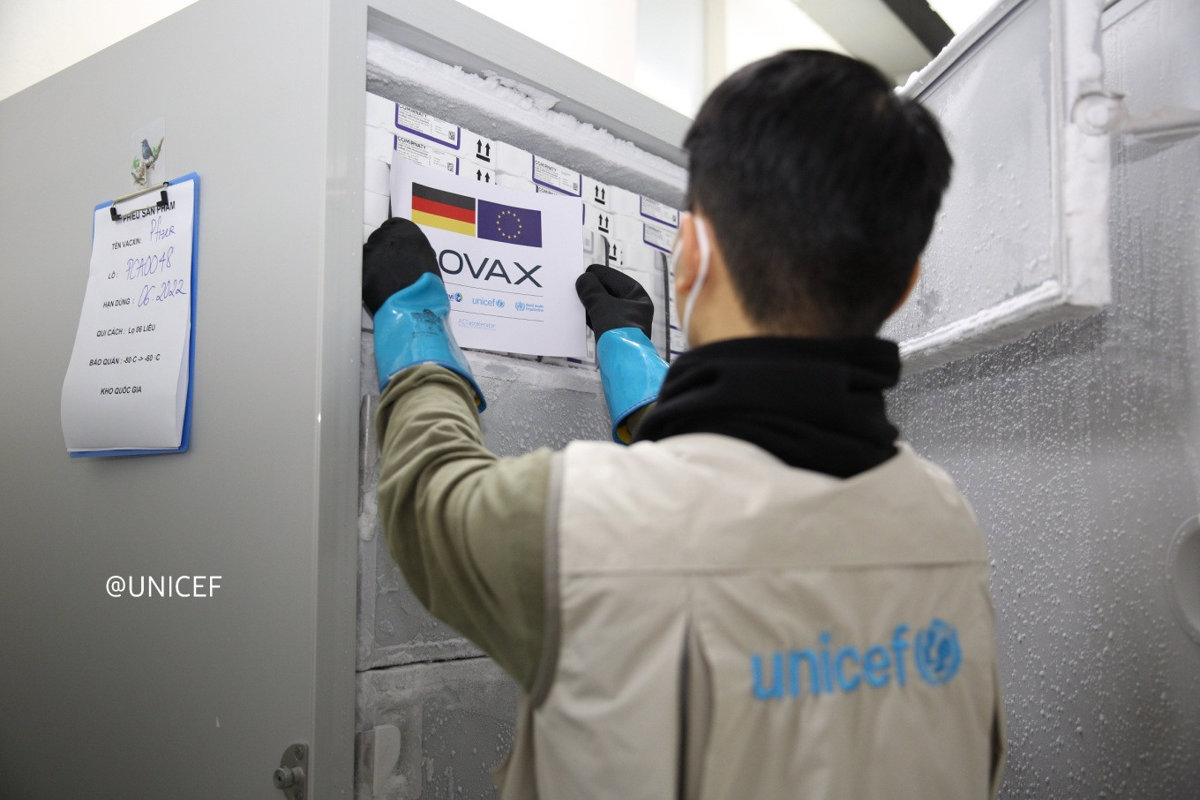 Việt Nam nhận thêm 4 triệu liều vaccine Pfizer do Đức hỗ trợ