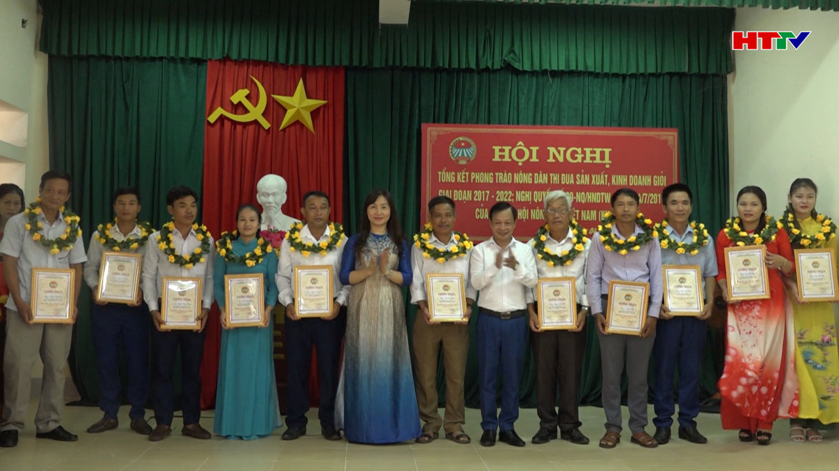 Vũ Quang vinh danh 26 hộ nông dân sản xuất kinh doanh tiêu biểu