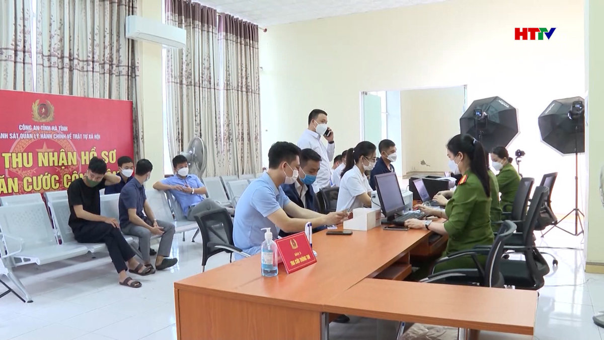 Triển khai thực hiện quy định về định danh và xác thực điện tử