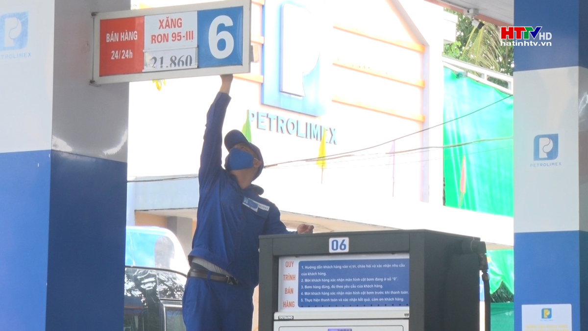 Giá xăng dầu giảm mạnh