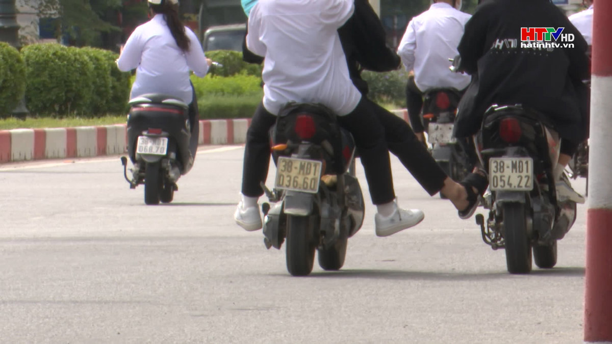 Trang bị pháp luật giao thông, liệu còn khoảng trống?