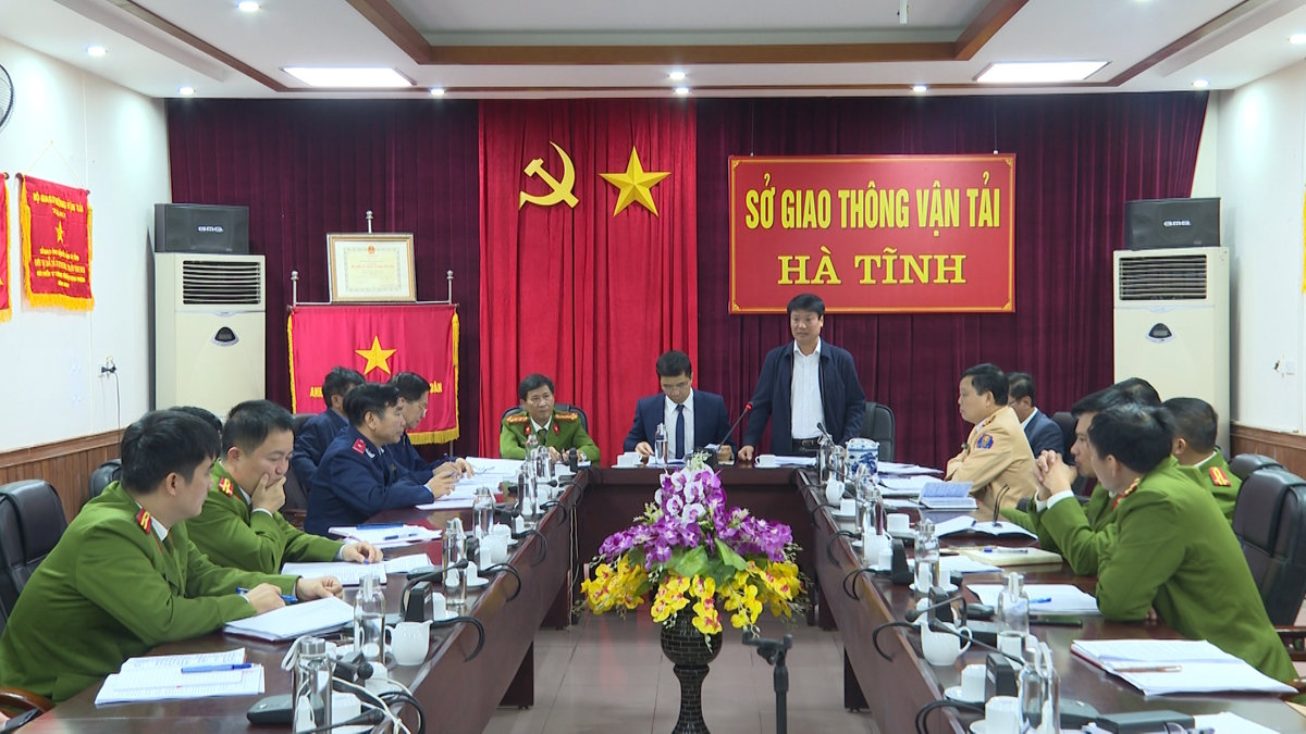 Xử lý nghiêm vi phạm “xe dù, bến cóc”